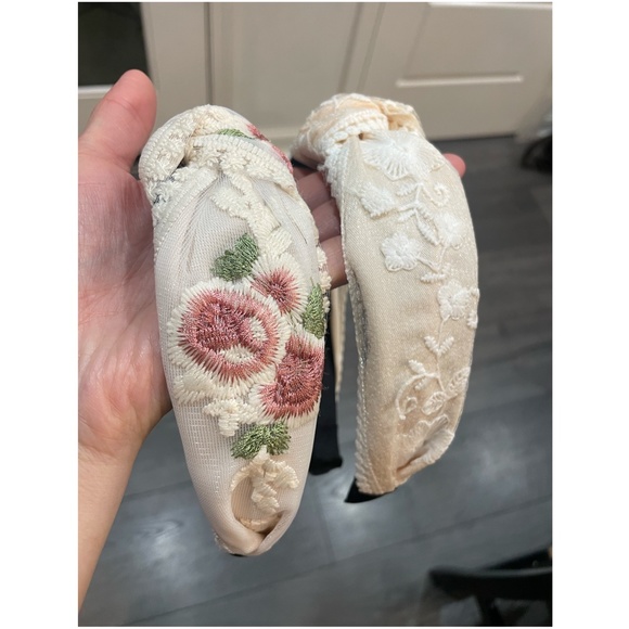 Boho Floral Lace Romantic Headband - Picture 3 of 13